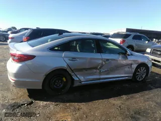 2016 Hyundai Sonata 2.4L Sport with VIN 5NPE34AF3GH415236, listed as a IAAI auction lot 41635896 with 82,333 mi miles. Bid and sale history available at carsss.com. Image 13.