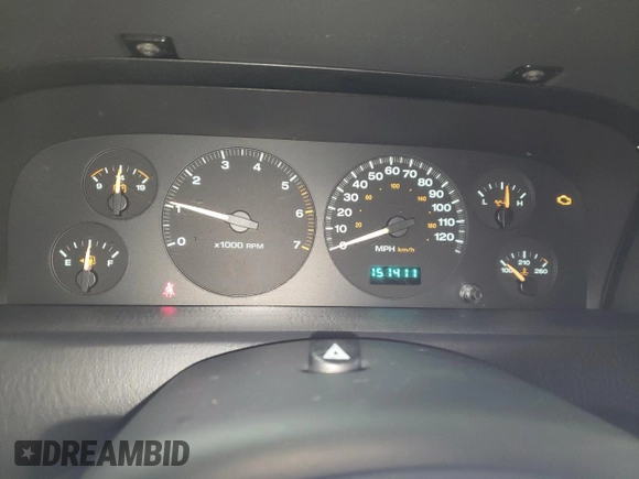 2004 Jeep Grand Cherokee Laredo z VIN 1J4GW48S24C327184, wystawiony jako Copart lot #53702515 z przebiegiem 151 411 mil mil oraz Czysty tytuł • Clean title. Historia ofert i sprzedaży dostępna na DreamBid. Obrazek 9.