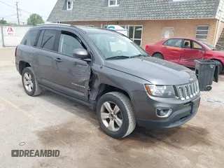 2015 Jeep Compass High Altitude z VIN 1C4NJCEAXFD329098, wystawiony jako IAAI lot #42493947 z przebiegiem 162 618 mil mil oraz . Historia ofert i sprzedaży dostępna na DreamBid. Obrazek 1.