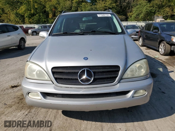 2002 Mercedes-Benz M-Class with VIN 4JGAB54E52A337189, listed as a Copart auction lot 71348154 with 220,378 mi miles and Salvage Title. Bid and sale history available at carsss.com. Image 5.