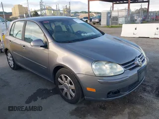 2007 Volkswagen Rabbit with VIN WVWDS71K67W205723, listed as a IAAI auction lot 41637560 with 156,127 mi miles. Bid and sale history available at carsss.com. Image 1.