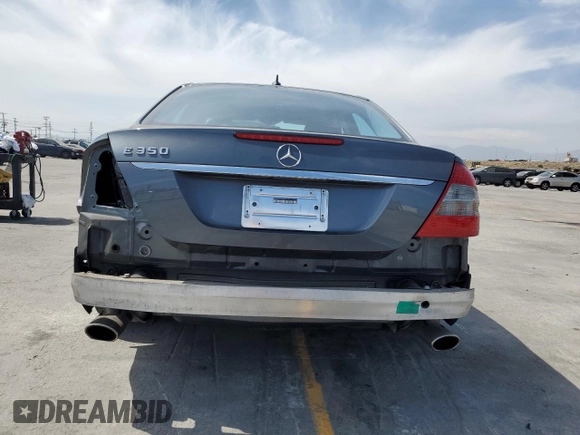 2008 Mercedes-Benz E 350 Luxury z VIN WDBUF56X98B359198, wystawiony jako Copart lot #57625445 z przebiegiem 69 973 mil mil oraz Szkoda całkowita • Salvage title. Historia ofert i sprzedaży dostępna na DreamBid. Obrazek 6.