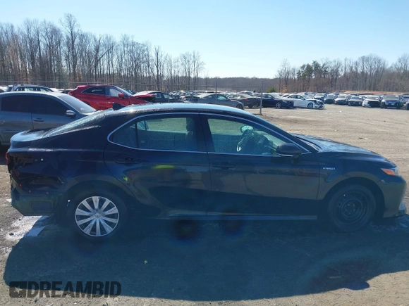 2021 Toyota Camry Hybrid LE with VIN 4T1C31AK4MU553612, listed as a IAAI auction lot 41609111 with 34,399 mi miles. Bid and sale history available at carsss.com. Image 14.