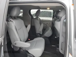2023 Toyota Sienna XLE with VIN 5TDJSKFC2PS095938, listed as a Copart auction lot 43916205 with 16,586 mi miles and Salvage Title. Bid and sale history available at carsss.com. Image 10.