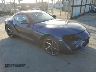 2020 Toyota GR Supra 3.0 with VIN WZ1DB4C02LW032496, listed as a Copart auction lot 82842994 with 946 mi miles and Salvage Title. Bid and sale history available at carsss.com. Image 4.
