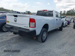 2022 Ram 2500 Tradesman with VIN 3C6UR5HJ3NG202553, listed as a IAAI auction lot 41845647 with 136,738 mi miles and . Bid and sale history available at DreamBid. Image 4.