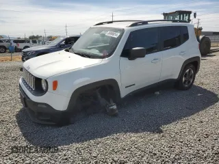 2018 Jeep Renegade Sport z VIN ZACCJBAB7JPH15195, wystawiony jako Copart lot #58906814 z przebiegiem 113 908 mil mil oraz Szkoda całkowita • Salvage title. Historia ofert i sprzedaży dostępna na DreamBid. Obrazek 1.