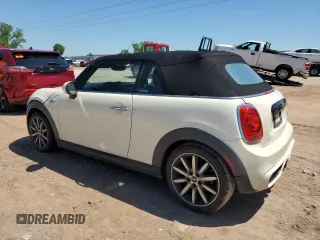 2016 MINI Convertible S с VIN WMWWG9C58G3A91299, выставлен на аукционе Copart как лот 55356565 с пробегом 87 333 миль миль и Списание • Salvage title. История ставок и продаж доступна на DreamBid. Изображение 2.