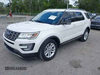 2017 Ford Explorer XLT with VIN 1FM5K7D89HGE21643, listed as a IAAI auction lot 42080182 with 125,437 mi miles and . Bid and sale history available at carsss.com. Image 2.