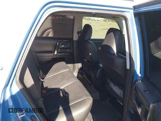 2018 Toyota 4Runner SR5 with VIN JTEBU5JR4J5587343, listed as a IAAI auction lot 41323145 with 51,136 mi miles. Bid and sale history available at carsss.com. Image 8.