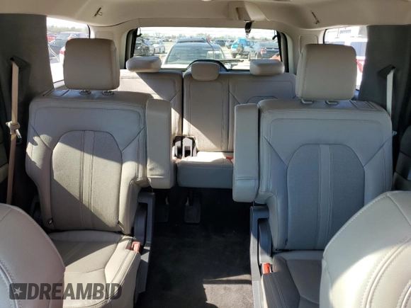 2018 Ford Expedition Limited z VIN 1FMJU1KT6JEA36748, wystawiony jako Copart lot #49514545 z przebiegiem 84 044 mil mil oraz Czysty tytuł • Clean title. Historia ofert i sprzedaży dostępna na DreamBid. Obrazek 10.