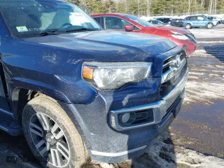 2020 Toyota 4Runner SR5 with VIN JTEBU5JR6L5831058, listed as a IAAI auction lot 41638556 with 65,652 mi miles. Bid and sale history available at carsss.com. Image 12.
