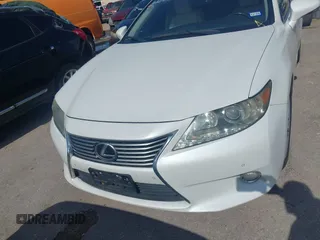 2013 Lexus ES 4dr Sdn with VIN JTHBK1GG7D2067019, listed as a IAAI auction lot 42088189 with 202,667 mi miles. Bid and sale history available at carsss.com. Image 6.