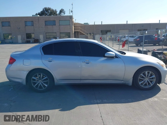 2008 Infiniti G35 Journey with VIN JNKBV61E28M212313, listed as a IAAI auction lot 42131325 with 143,123 mi miles. Bid and sale history available at carsss.com. Image 13.