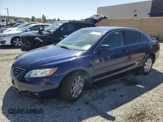 2008 Toyota Camry LE z VIN 4T1BK46K48U068935, wystawiony jako Copart lot #49741425 z przebiegiem 151 741 mil mil oraz Szkoda całkowita • Salvage title. Historia ofert i sprzedaży dostępna na DreamBid. Obrazek 1.