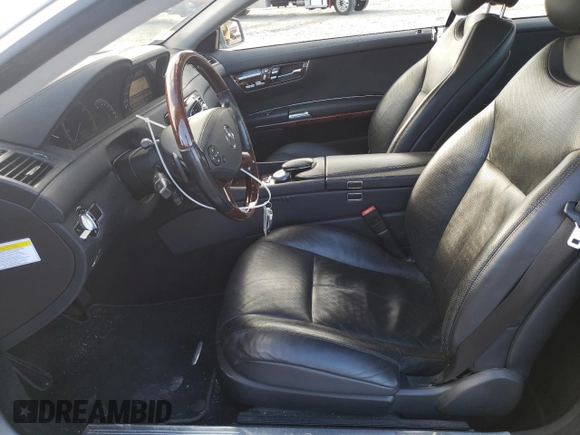 2011 Mercedes-Benz CL 550 z VIN WDDEJ9EB2BA026880, wystawiony jako Copart lot #85356104 z przebiegiem 121 123 mil mil oraz Czysty tytuł • Clean title. Historia ofert i sprzedaży dostępna na DreamBid. Obrazek 7.