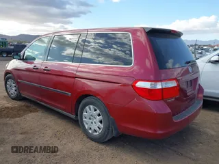 2005 Honda Odyssey LX with VIN 5FNRL38235B121653, listed as a IAAI auction lot 41704670 with 263,160 mi miles. Bid and sale history available at carsss.com. Image 3.