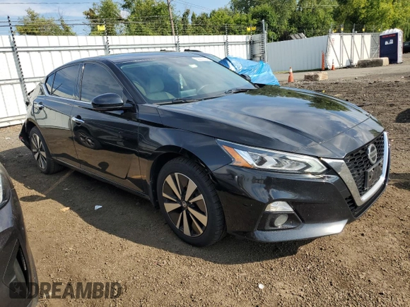 2019 Nissan Altima SL with VIN 1N4BL4EW5KC212582, listed as a Copart auction lot 69220004 with 99,472 mi miles and Salvage Title. Bid and sale history available at DreamBid. Image 4.
