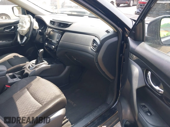 2019 Nissan Rogue SV with VIN KNMAT2MT5KP529742, listed as a IAAI auction lot 42412697 with 235,712 mi miles and . Bid and sale history available at DreamBid. Image 5.