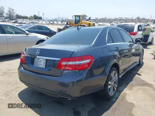 2012 Mercedes-Benz E 350 Luxury with VIN WDDHF5KB7CA571647, listed as a IAAI auction lot 42754323 with 252,078 mi miles and . Bid and sale history available at DreamBid. Image 4.
