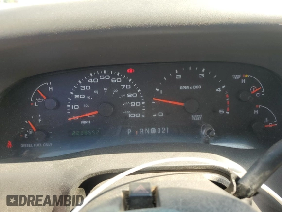 2004 Ford F-250 XL with VIN 1FTNW21P24EC97664, listed as a Copart auction lot 62030175 with 222,855 mi miles and Salvage title. Bid and sale history available at DreamBid. Image 9.