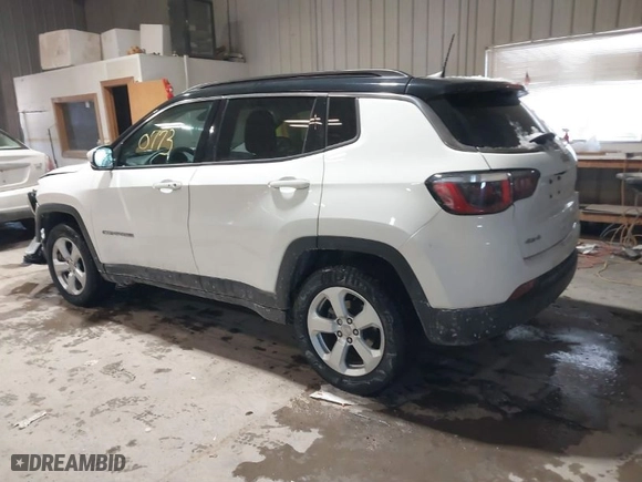 2020 Jeep Compass Latitude with VIN 3C4NJDBB0LT175428, listed as a IAAI auction lot 41620773 with 95,382 mi miles. Bid and sale history available at carsss.com. Image 3.