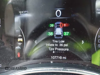2014 Jeep Grand Cherokee Limited with VIN 1C4RJFBGXEC517832, listed as a IAAI auction lot 42583697 with 107,719 mi miles and . Bid and sale history available at DreamBid. Image 16.