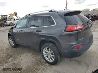 2016 Jeep Cherokee Altitude with VIN 1C4PJMCB1GW269003, listed as a Copart auction lot 88461235 with 73,349 mi miles and Salvage Title. Bid and sale history available at carsss.com. Image 2.