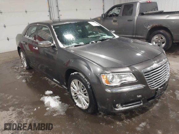 2014 Chrysler 300 C with VIN 2C3CCAKG8EH345577, listed as a IAAI auction lot 41719373 with 152,081 mi miles and . Bid and sale history available at carsss.com. Image 1.