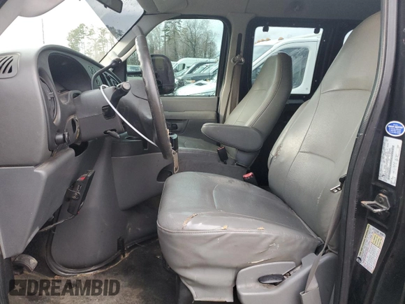 2008 Ford Econoline Passenger XL with VIN 1FBNE31L58DB44511, listed as a Copart auction lot 83866334 with 183,890 mi miles and Salvage Title. Bid and sale history available at carsss.com. Image 7.