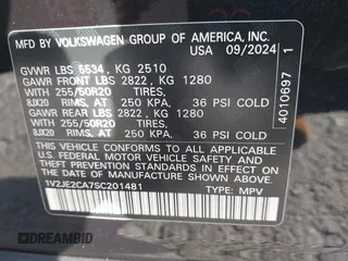2025 Volkswagen Atlas SE z VIN 1V2JE2CA7SC201481, wystawiony jako IAAI lot #41246452 z przebiegiem 2 466 mil mil oraz . Historia ofert i sprzedaży dostępna na DreamBid. Obrazek 9.