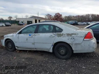 2007 Chevrolet Impala Police Pkg Police Pkg 9C1 with VIN 2G1WS58R079292150, listed as a IAAI auction lot 40882064 with 9 mi miles. Bid and sale history available at carsss.com. Image 14.