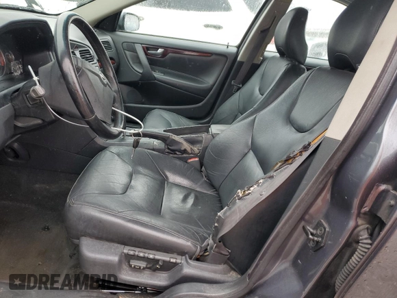 2004 Volvo S60 with VIN YV1RS61T342398483, listed as a Copart auction lot 44915405 with 239,828 mi miles and Salvage Title. Bid and sale history available at carsss.com. Image 7.