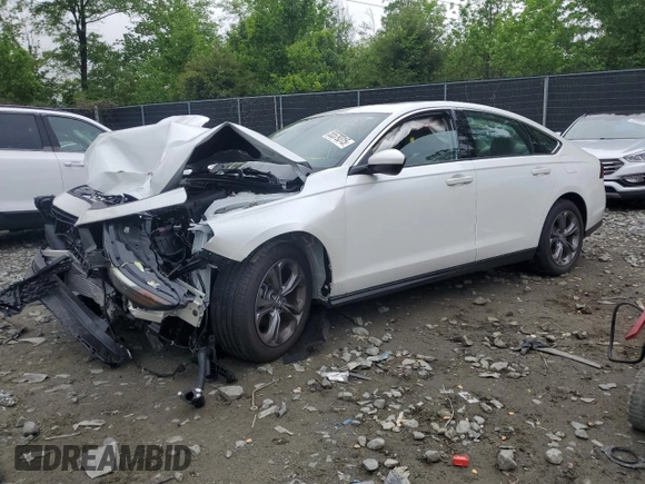 2024 Honda Accord EX with VIN 1HGCY1F32RA054292, listed as a Copart auction lot 55579315 with 13,876 mi miles and Salvage title. Bid and sale history available at DreamBid. Image 1.