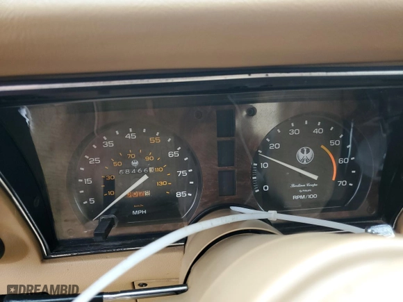 1982 Chevrolet Corvette with VIN 1G1AY8765B5103547, listed as a Copart auction lot 62270894 with 68,466 mi miles and Clean Title. Bid and sale history available at carsss.com. Image 9.