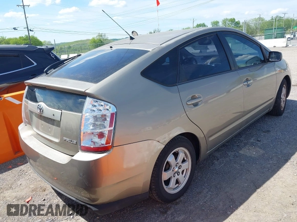 2006 Toyota Prius with VIN JTDKB20U667543726, listed as a IAAI auction lot 42101090 with 196,358 mi miles. Bid and sale history available at carsss.com. Image 4.