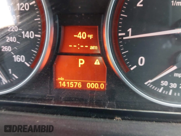 2011 BMW 3 Series 328i с VIN WBAPH7C54BE682973, выставлен на аукционе IAAI как лот 42235227 с пробегом 141 576 миль миль и . История ставок и продаж доступна на DreamBid. Изображение 16.