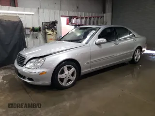 2004 Mercedes-Benz S-Class 4.3L with VIN WDBNG70J84A409753, listed as a Copart auction lot 45666085 with 3,578 mi miles and Salvage Title. Bid and sale history available at carsss.com. Image 1.