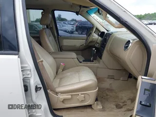 2008 Ford Explorer XLT with VIN 1FMEU63E38UB07385, listed as a IAAI auction lot 42300707 with 305,049 mi miles and . Bid and sale history available at DreamBid. Image 5.