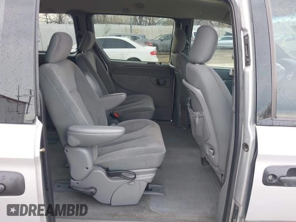 2004 Dodge Caravan SE with VIN 1D4GP24R14B562923, listed as a IAAI auction lot 41157893 with 169,040 mi miles. Bid and sale history available at carsss.com. Image 8.