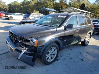 2005 Volvo XC90 with VIN YV1CZ852451184303, listed as a Copart auction lot 82901154 with 208,277 mi miles and Salvage Title. Bid and sale history available at carsss.com. Image 1.