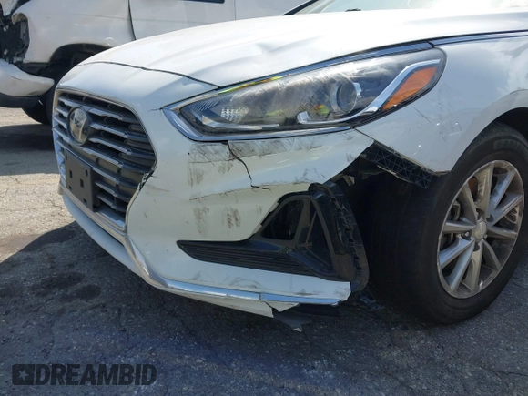 2019 Hyundai Sonata SE with VIN 5NPE24AF3KH756938, listed as a IAAI auction lot 41820296 with 76,064 mi miles and . Bid and sale history available at carsss.com. Image 6.