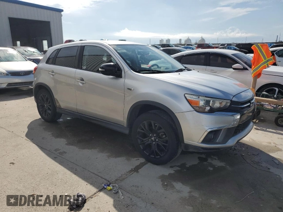 2018 Mitsubishi Outlander ES with VIN JA4AP3AU9JZ025070, listed as a Copart auction lot 61654985 with 122,303 mi miles and Salvage title. Bid and sale history available at DreamBid. Image 4.