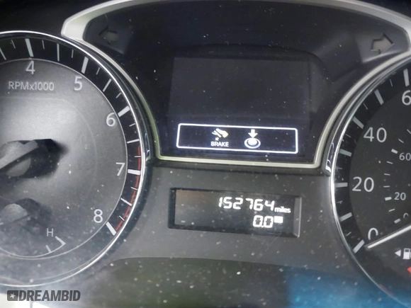 2014 Nissan Pathfinder SV with VIN 5N1AR2MNXEC618987, listed as a IAAI auction lot 41593401 with 152,764 mi miles. Bid and sale history available at carsss.com. Image 7.