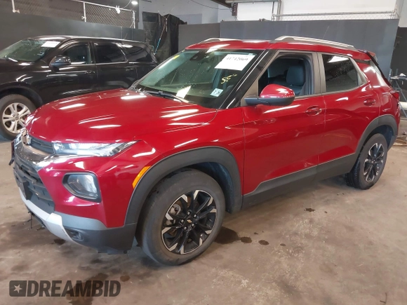 2021 Chevrolet TrailBlazer LT with VIN KL79MPSL0MB003791, listed as a IAAI auction lot 41742069 with 60,472 mi miles. Bid and sale history available at carsss.com. Image 2.
