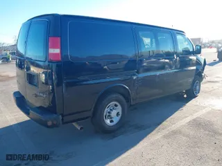 2006 Chevrolet Express Cargo Van with VIN 1GCGG25V061219263, listed as a IAAI auction lot 41327251 with 142,456 mi miles. Bid and sale history available at carsss.com. Image 4.