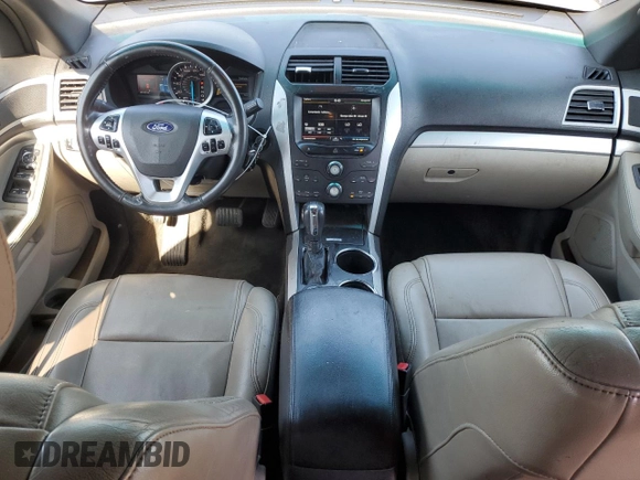 2011 Ford Explorer XLT z VIN 1FMHK8D8XBGA44248, wystawiony jako Copart lot #61418075 z przebiegiem 160 107 mil mil oraz Szkoda całkowita • Salvage title. Historia ofert i sprzedaży dostępna na DreamBid. Obrazek 8.