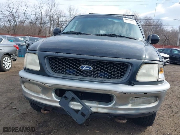 1998 Ford F-150 Standard with VIN 1FTZF18W0WNC16138, listed as a IAAI auction lot 41688951 with 354,669 mi miles. Bid and sale history available at carsss.com. Image 19.