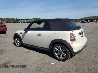 2011 MINI Convertible z VIN WMWZN3C55BT133563, wystawiony jako Copart lot #57984335 z przebiegiem 78 972 mil mil oraz Czysty tytuł • Clean title. Historia ofert i sprzedaży dostępna na DreamBid. Obrazek 2.