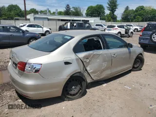 2013 Volkswagen Jetta SE z VIN 3VWDP7AJ8DM266802, wystawiony jako Copart lot #56067515 z przebiegiem 73 545 mil mil oraz Szkoda całkowita • Salvage title. Historia ofert i sprzedaży dostępna na DreamBid. Obrazek 3.